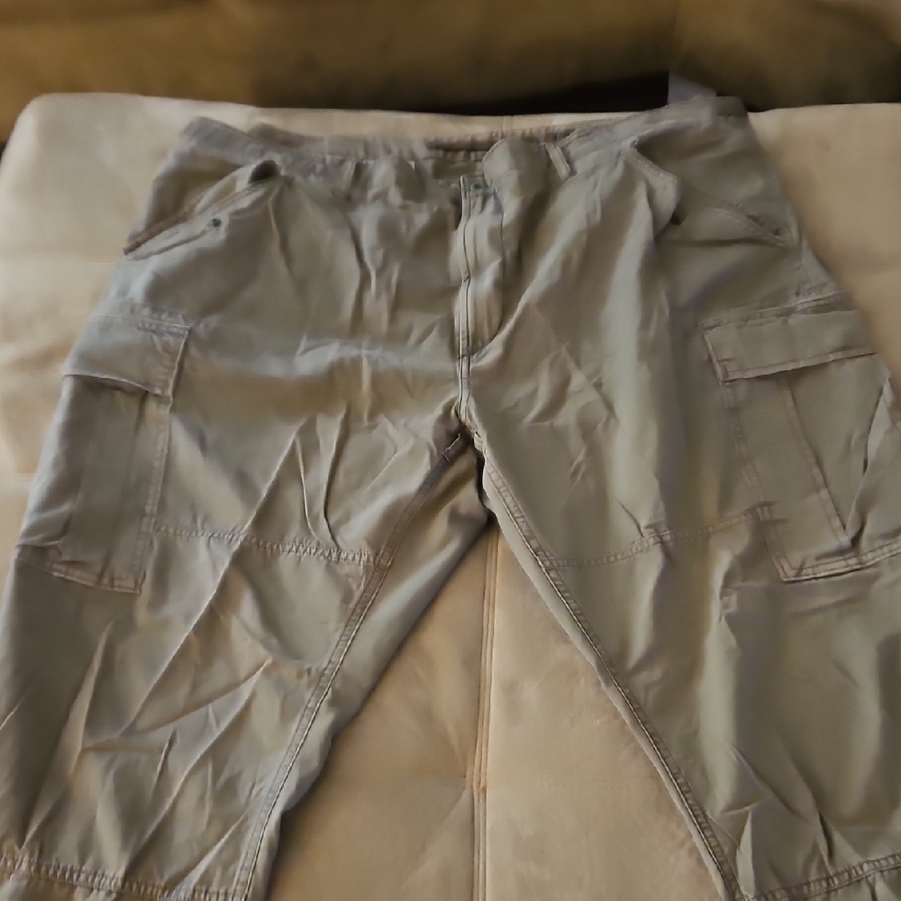 Ralph Lauren Men's Cargo Pants in Gray